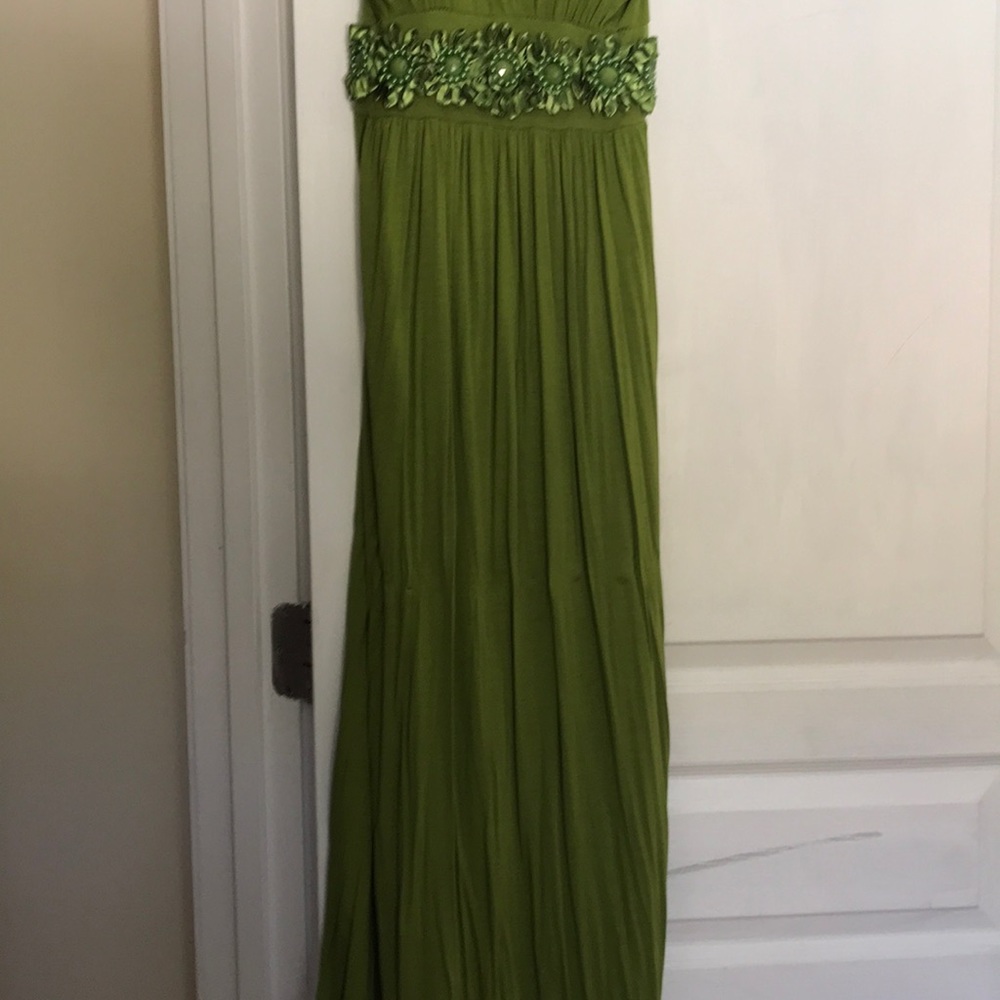 Dress - Picture 2 of 5